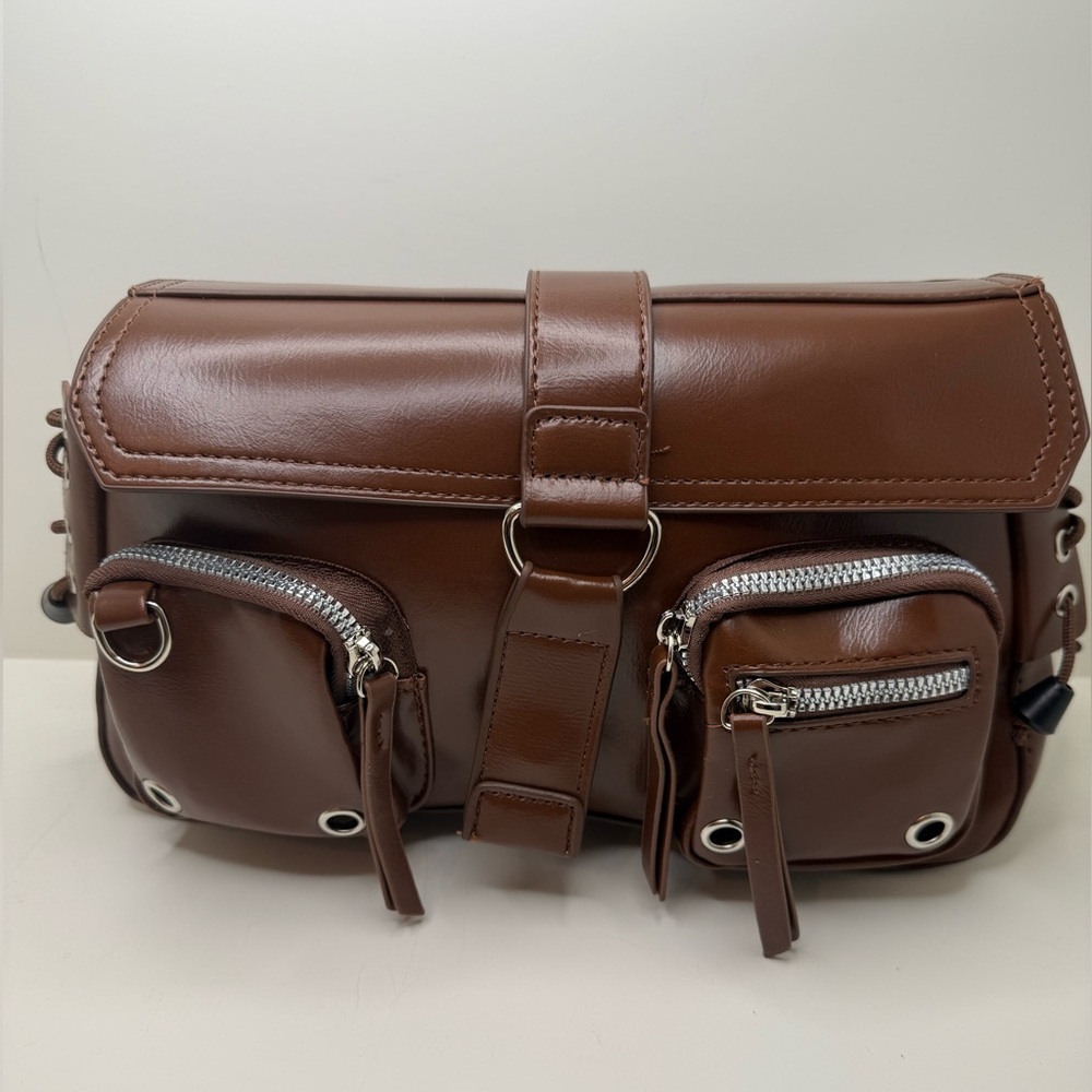 Trendy Brown Shoulder Bag with Multi-Pocket Resign